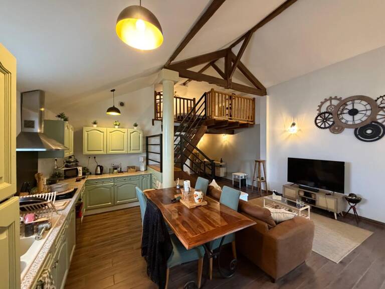 Charmante maison avec grand séjour et terrain clos — photo 1