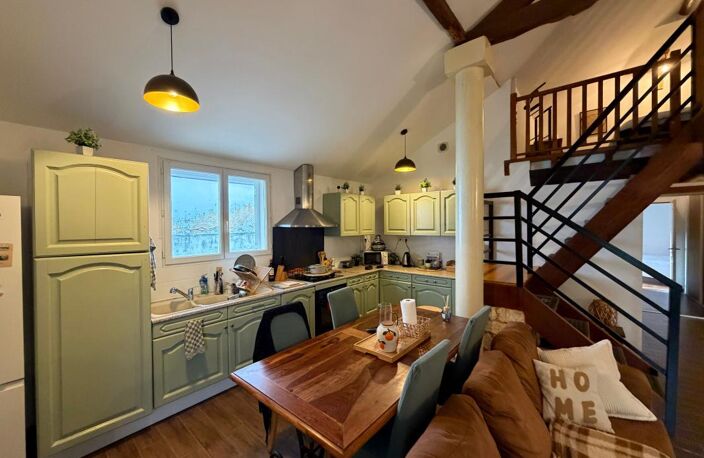 Charmante maison avec grand séjour et terrain clos — photo 2