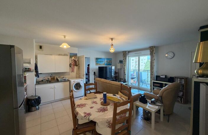 A vendre appartement type 3 balcon parking La seyne sur mer — photo 2