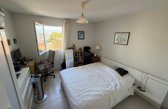 A vendre appartement type 3 balcon parking La seyne sur mer — photo 3