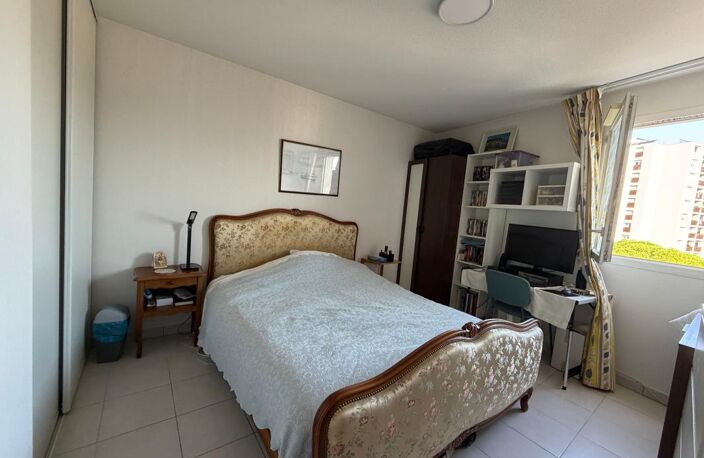 A vendre appartement type 3 balcon parking La seyne sur mer — photo 4