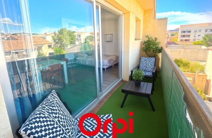 Très beau Studio meublé rénové d'environ 28m² dans le centre ville de Bandol — photo 3