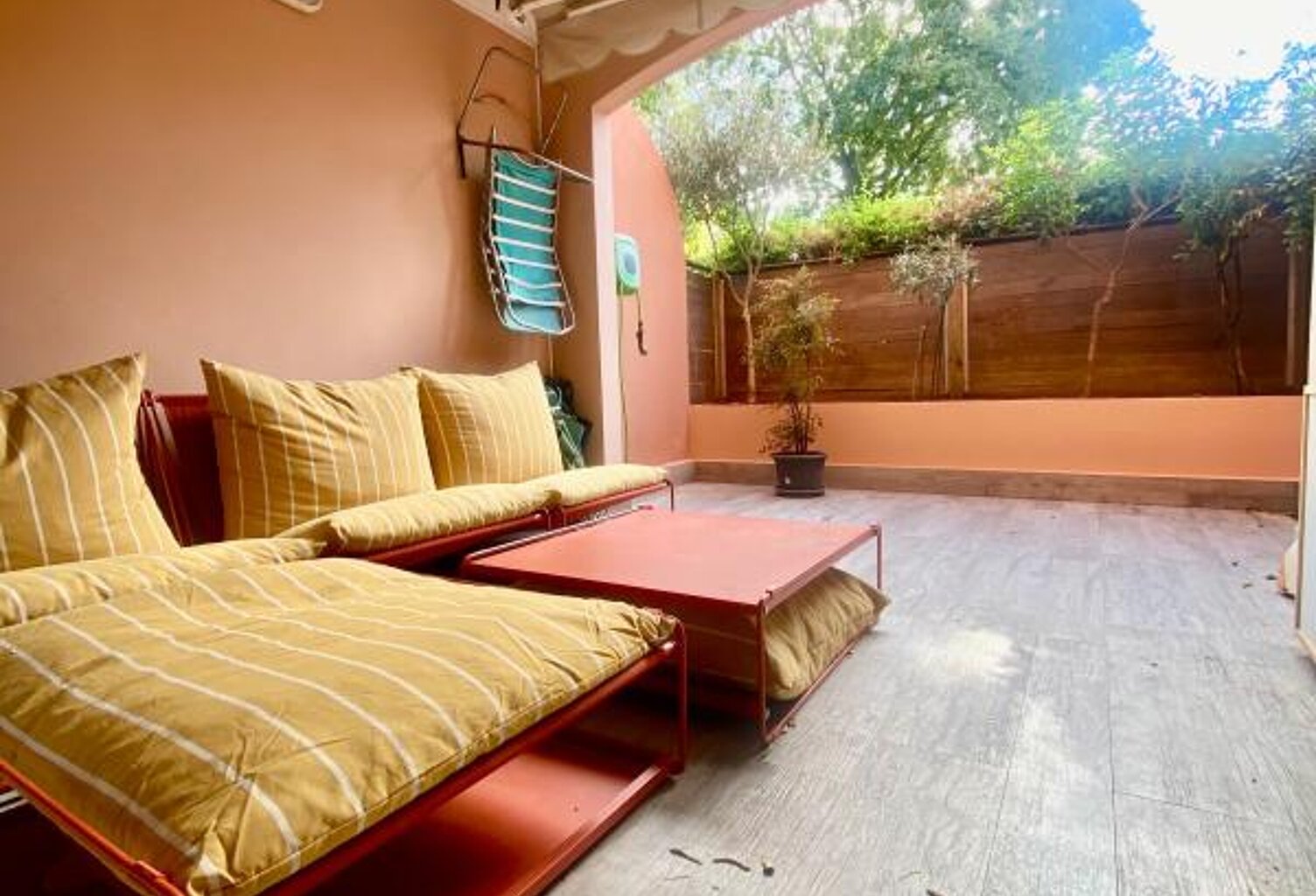 Appartement T3 Garage terrasse place de parking — photo 1