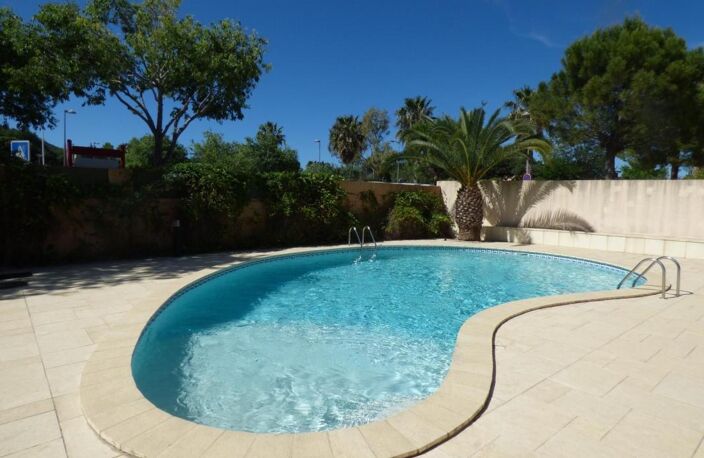 Appartement T3 Garage terrasse place de parking — photo 5