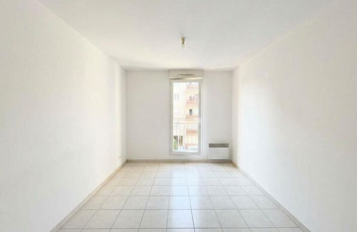 Toulon Ouest – quartier ouest T3 avec loggia et garage — photo 4