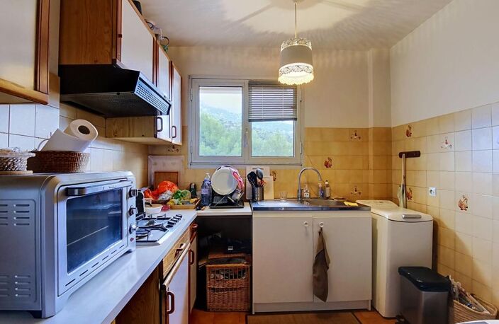 A vendre TOULON OUEST appartement T2 en duplex avec balcon, parking et cave — photo 4