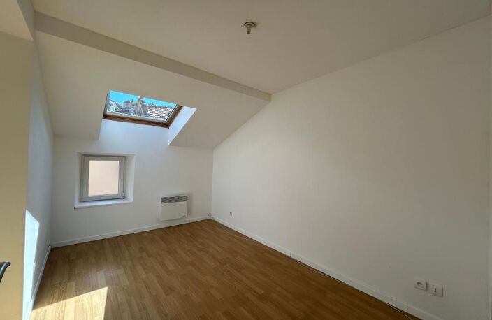 Appartement À Louer — photo 3