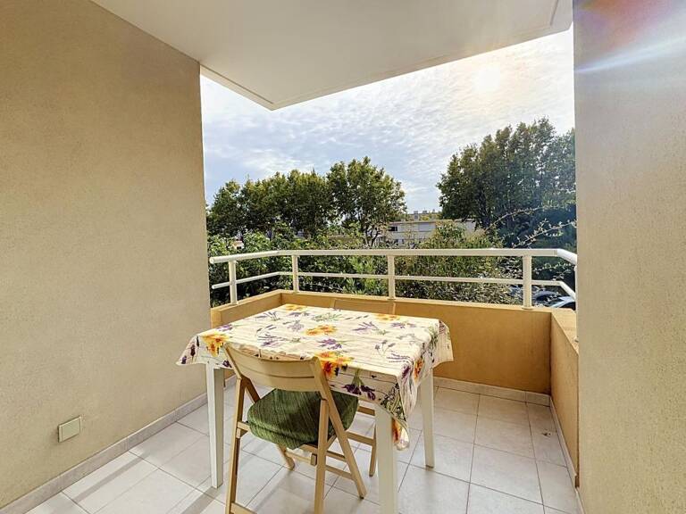 Studio + parking + Cave - À Vendre - Fréjus Plage — photo 1