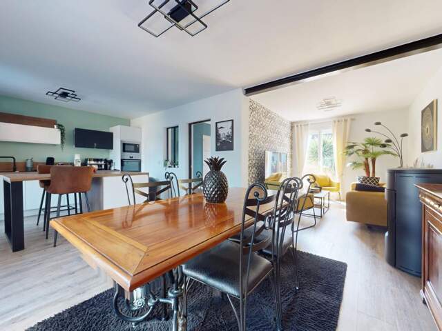 Maison À Vendre — photo du bien