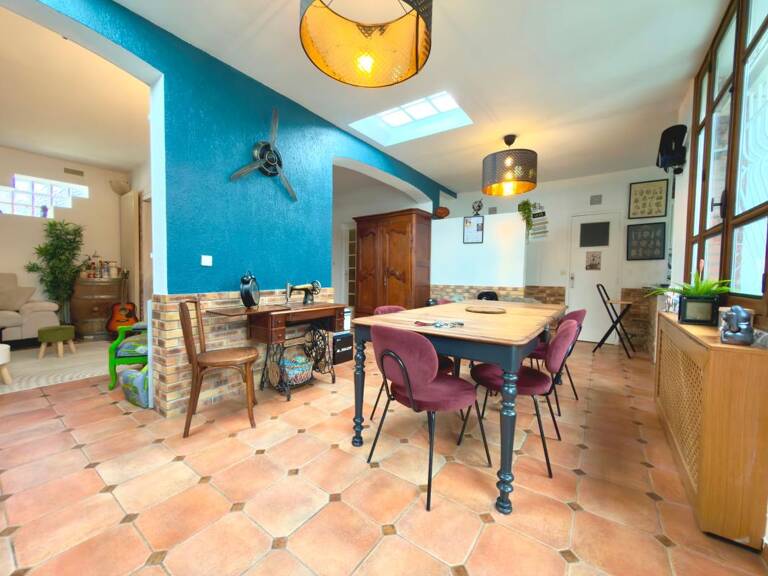 Maison À Vendre — photo 1