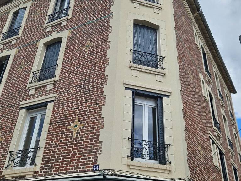 Appartement À Louer — photo 1
