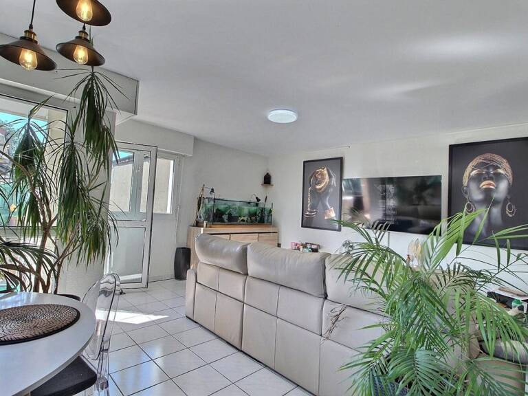 Appartement À Vendre — photo 1