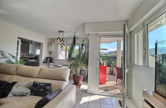 Appartement À Vendre — photo 2