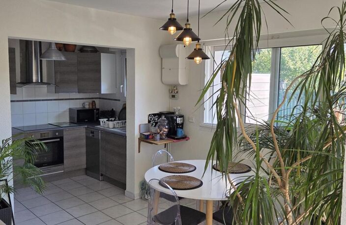 Appartement À Vendre — photo 3