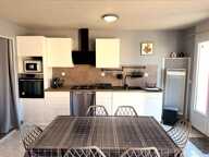 LOCATION MEUBLÉE - SAINT-OUEN-D’AUNIS – MAISON 85 M² – 3 CHAMBRES + BUREAU — photo 4