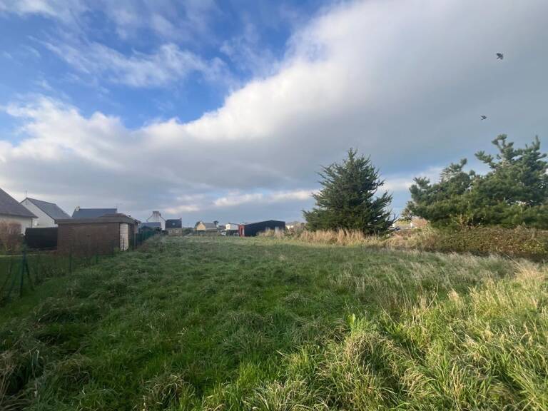 Terrain À Vendre — photo 1