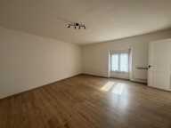 Appartement À Louer T2 SAINT-AMBROIX 3ème étage — photo 2