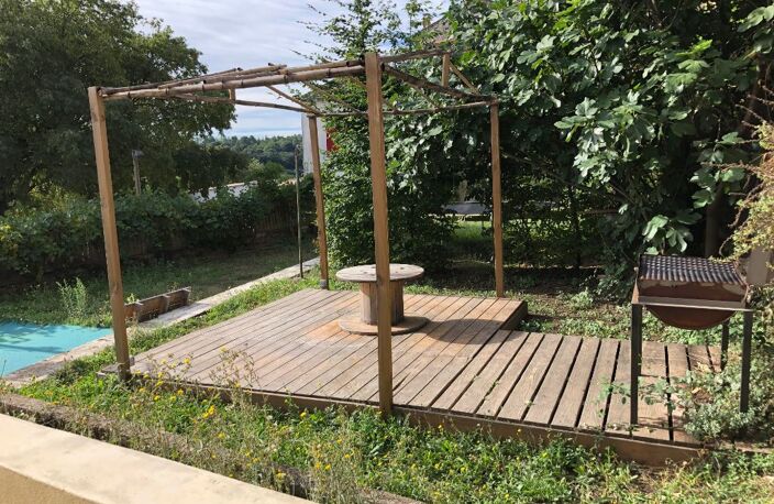 TRÈS BEL APPARTEMENT AVEC TERRASSE ET JARDIN — photo 3
