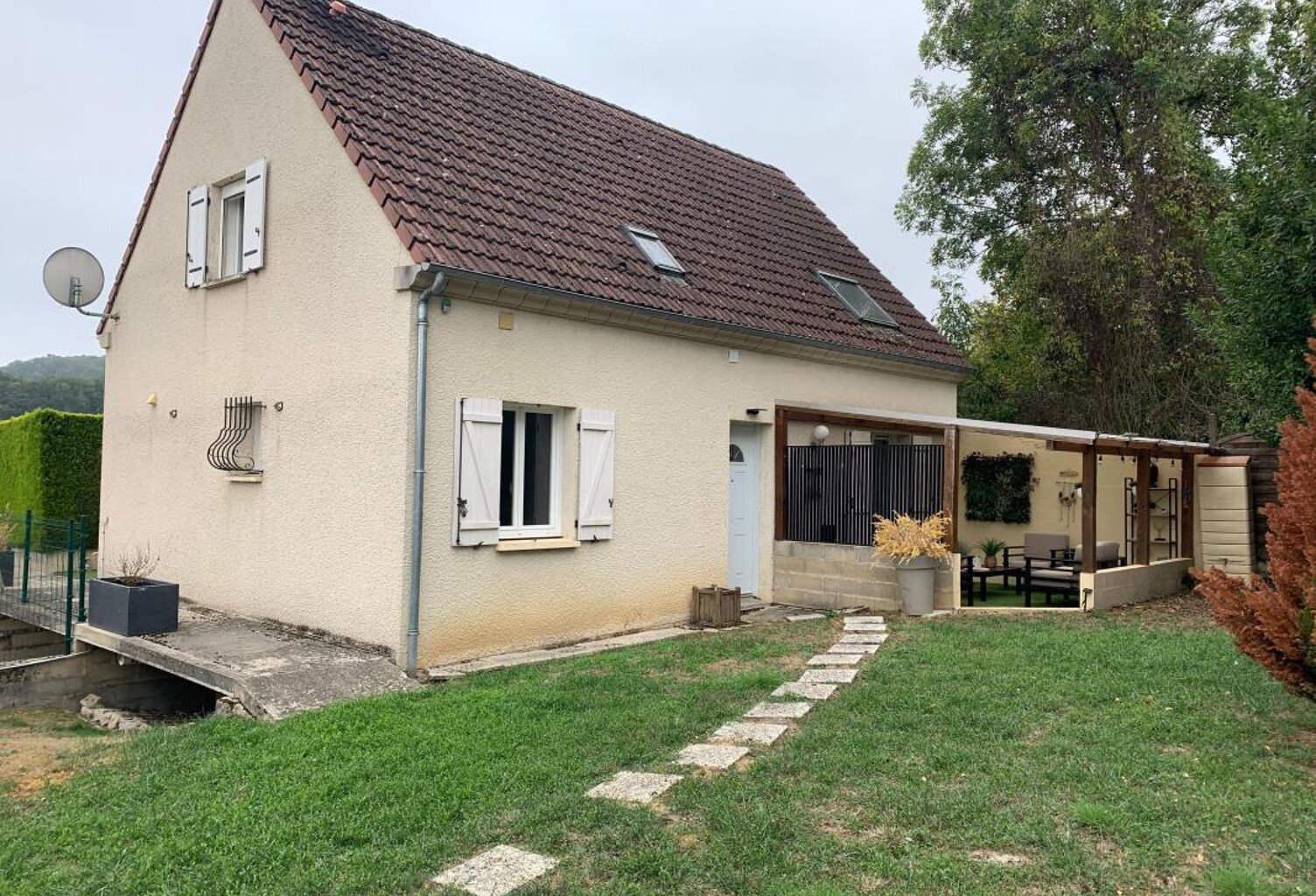 Maison À Vendre — photo 1