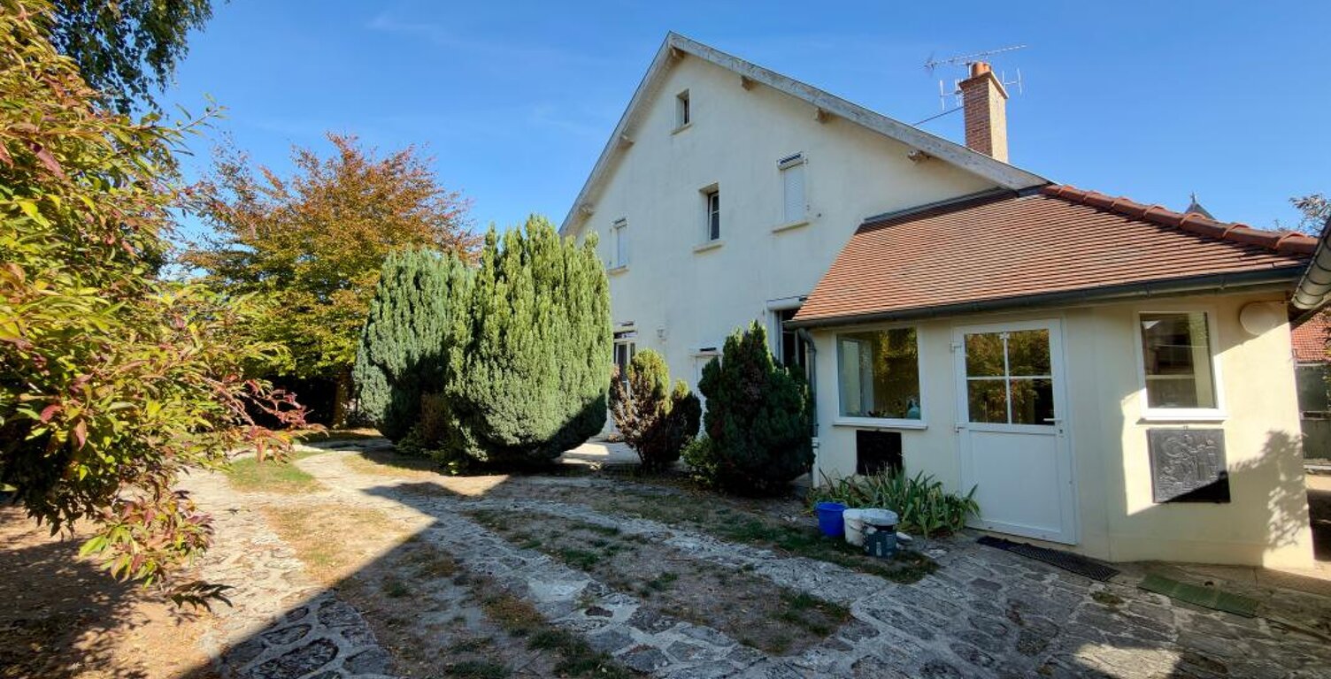 Maison À Louer — photo 1