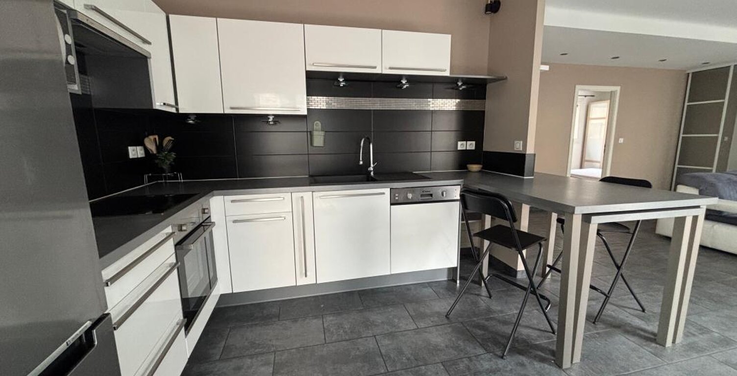 Appartement À Louer — photo 1