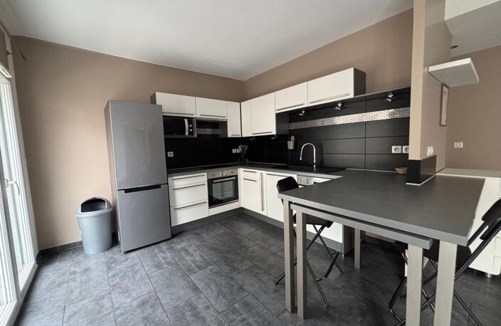 Appartement À Louer — photo 2