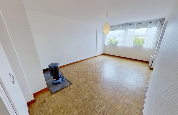 Appartement À Louer — photo 2