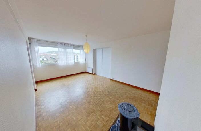 Appartement À Louer — photo 3