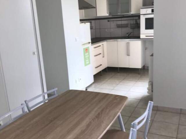 Appartement À Louer — photo du bien