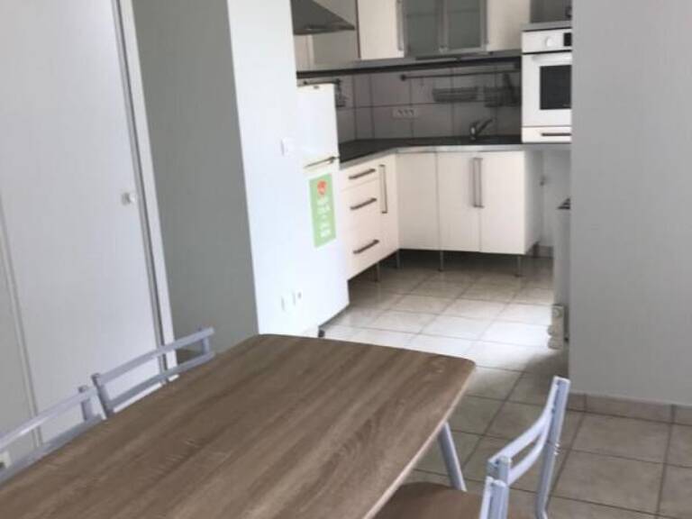 Appartement À Louer — photo 1