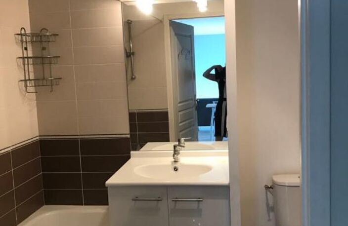 Appartement À Louer — photo 4