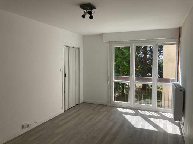 Appartement Limoges 1 pièce(s) 30.19 m2 — photo du bien