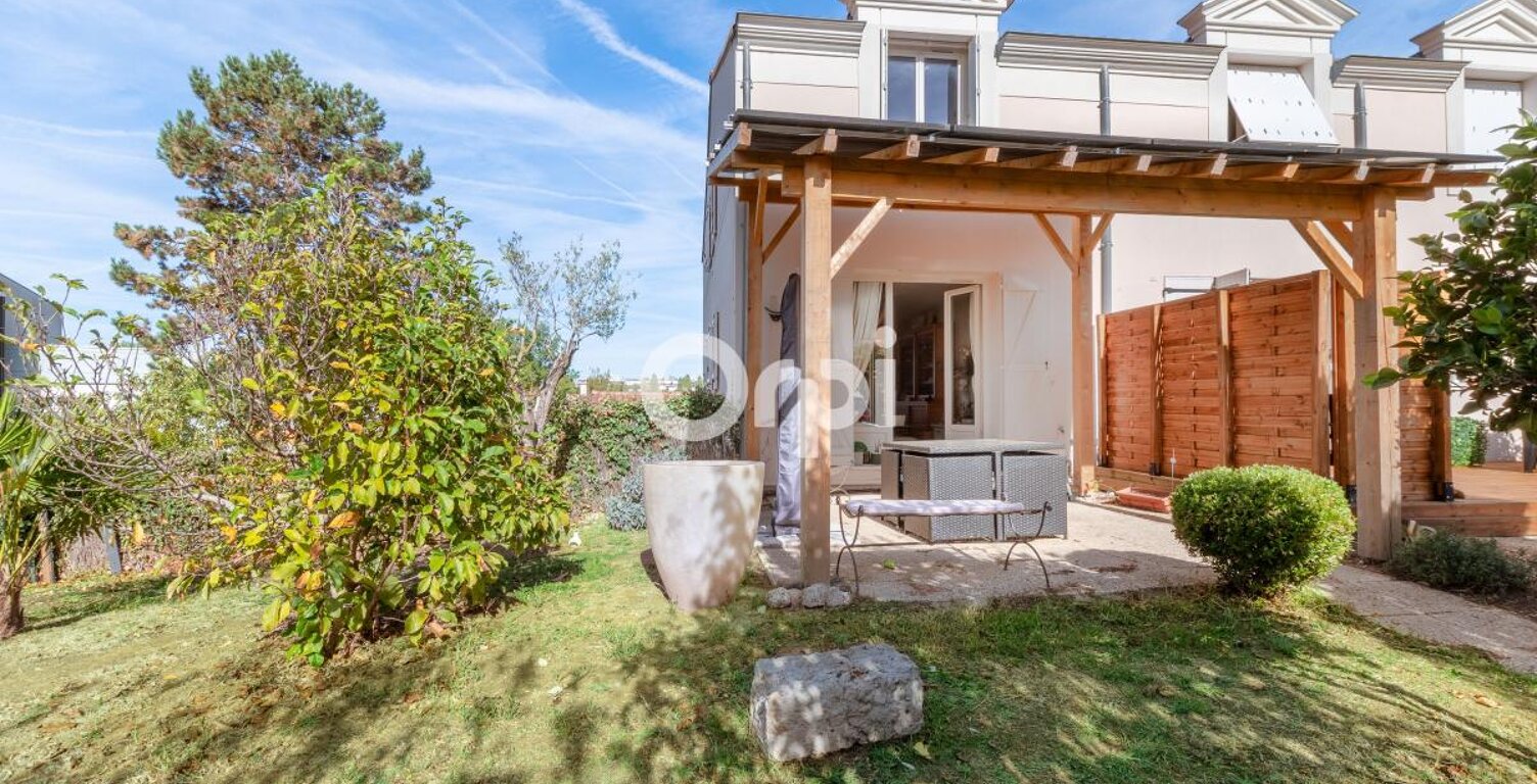 Appartement À Vendre — photo 1