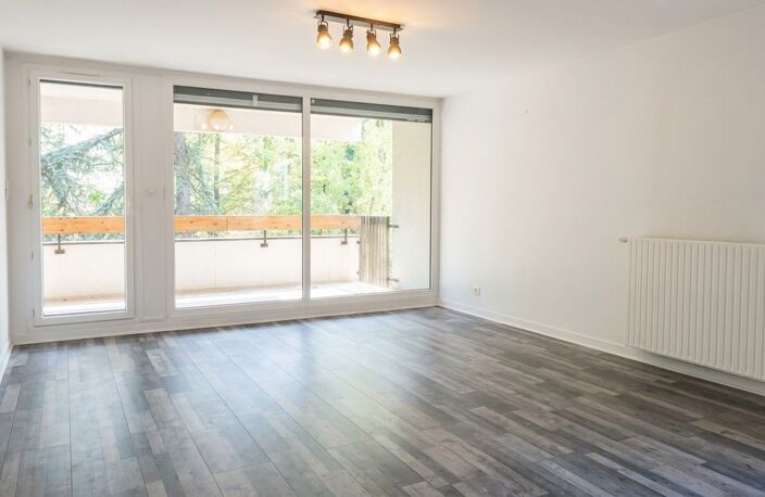 Appartement F4 À Vendre proche commodités — photo 2