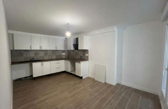 Appartement F3 À Louer — photo 2