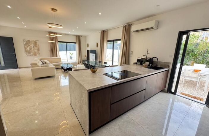 La Garde Maison neuve RT 20212 de type 5 de 145m2 avec 4 chambres et piscine — photo 5