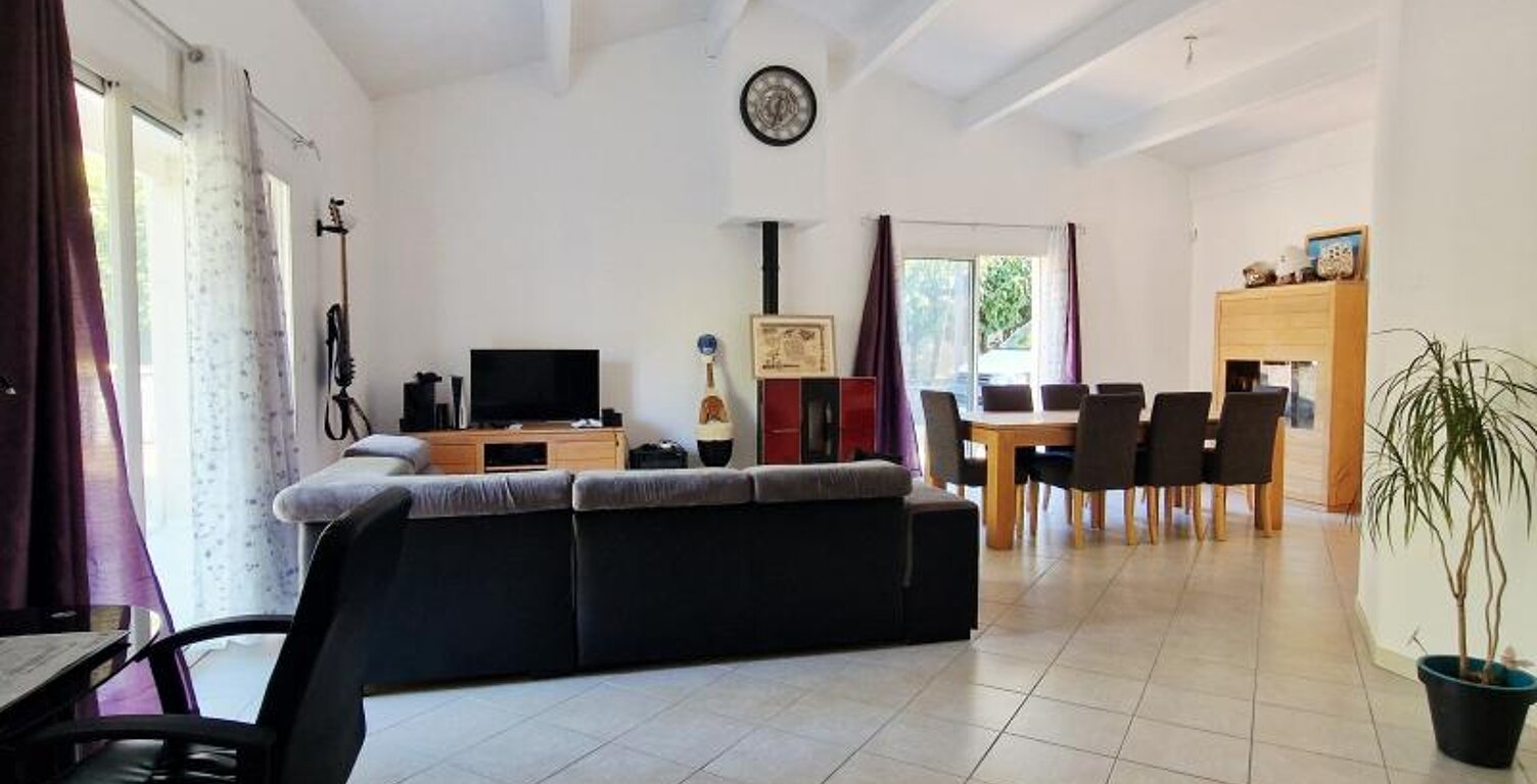 Maison Saint Agnant 7 pièces 156 m² — photo 1