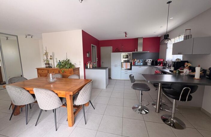 PISANY – MAISON DE PLAIN-PIED – 3 CHAMBRES – GARAGE – JARDIN PAYSAGÉ — photo 3