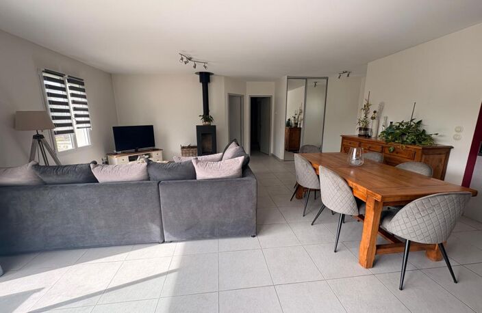 PISANY – MAISON DE PLAIN-PIED – 3 CHAMBRES – GARAGE – JARDIN PAYSAGÉ — photo 5