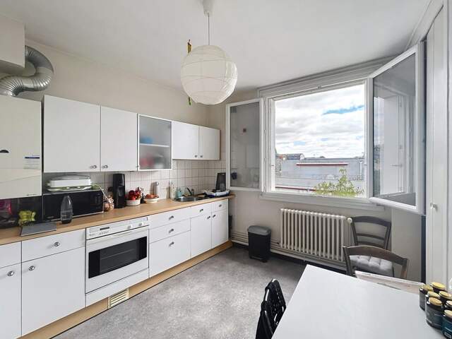 TOURS A VENDRE APPARTEMENT TYPE 1BIS PROCHE DES HALLES — photo du bien