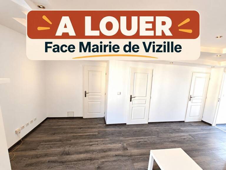 A LOUER Appartement  2 Pièces  51.4 m2 cuisine, WC, SDB indépendants centre ville Vizille — photo 1