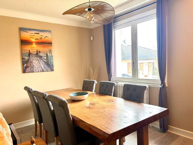 ROANNE Maison individuelle avec sous-sol complet sur terrain clos et arboré — photo 1