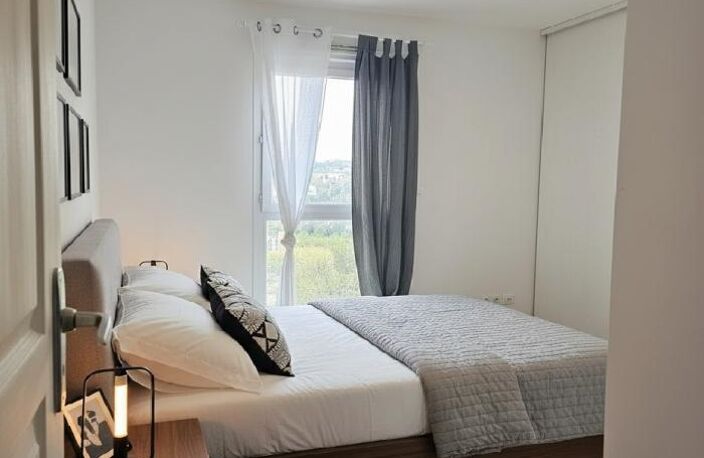 Appartement Juvignac T3/T4 de 72 m2 + garage fermé + parking ext. et terrasse — photo 4