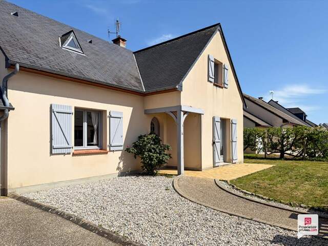 Maison Sable Sur Sarthe 7 pièce(s) 124 m2 — photo du bien