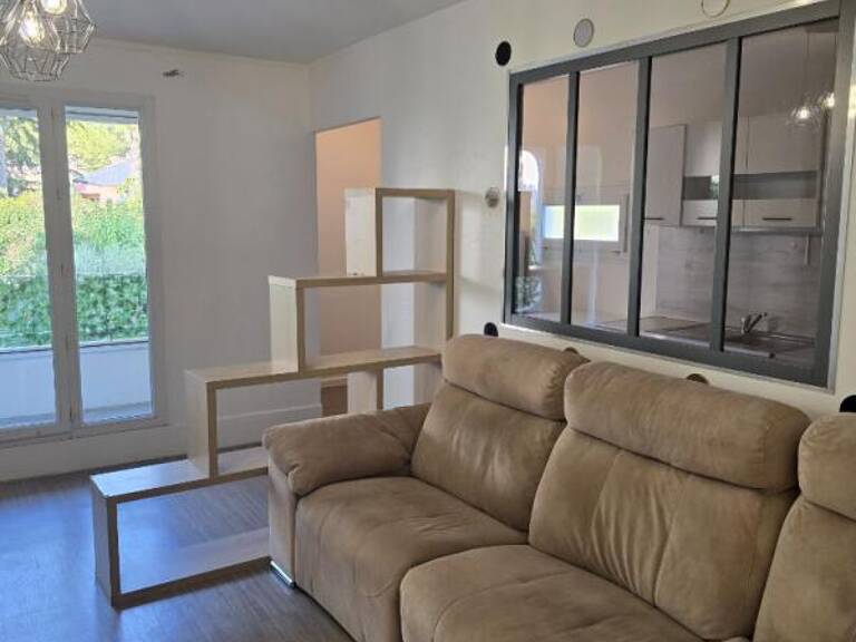 DRAGUIGNAN - Appartement T4 avec 3 chambres - ascenseur et balcons/terrasses — photo 1