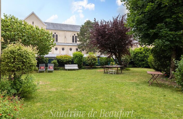 La maison du Bonheur au coeur de Versailles — photo 4