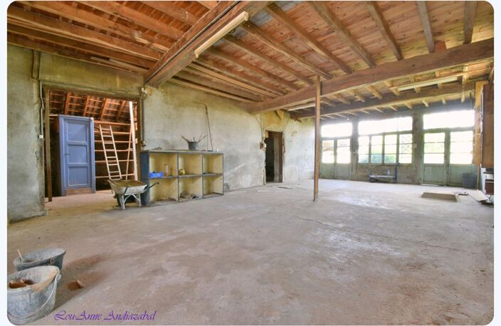 LAGOR - MAISON BEARNAISE AVEC DEPENDANCE - 132 M² HABITABLE — photo 2