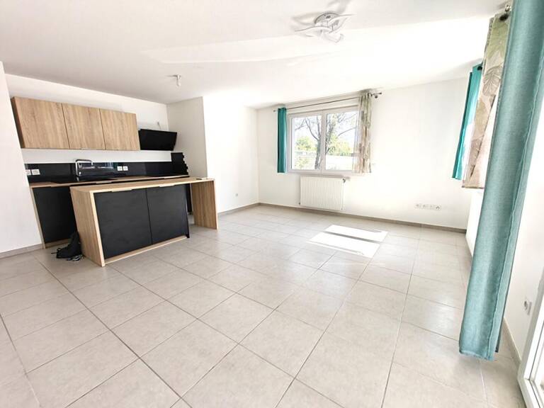 ÉCHIROLLES  T3 RÉCENT 66,90 M²  TERRASSE ?PARKING  DPE B  QUARTIER NAVIS — photo 1