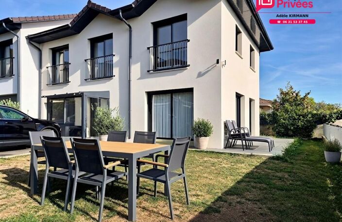 Maison récente 4 chambres avec jardin et garage à vendre à Farges (01550) — photo 3