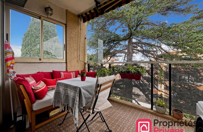 Appartement traversant avec terrasses, garage et cave — photo 4